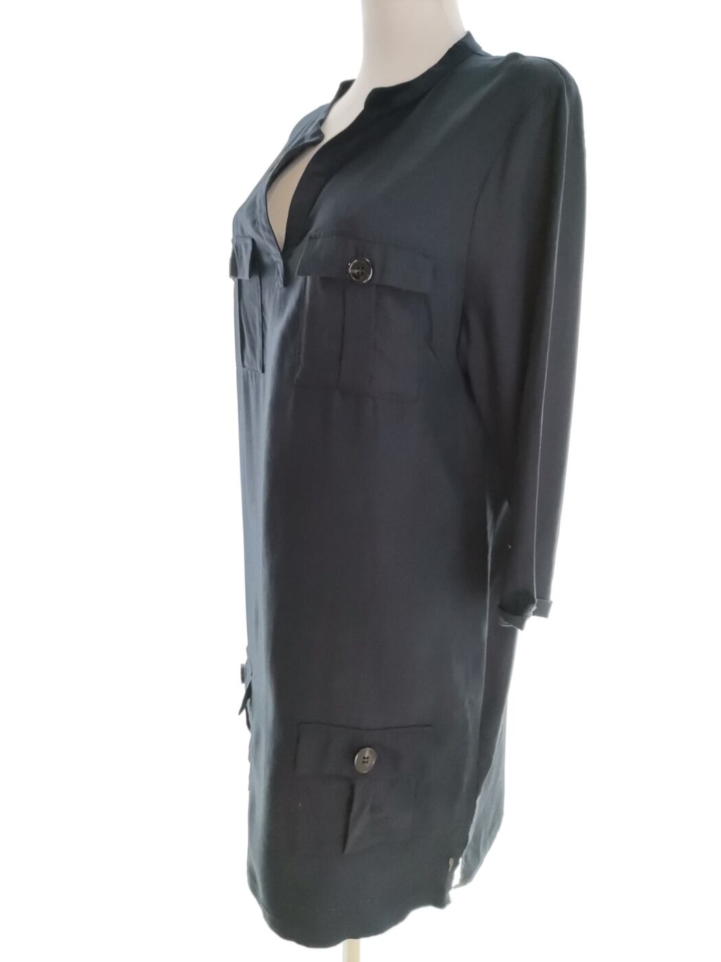 Coster Copenhagen Rozmiar 38 Kolor Granatowy Split Crew Neck Sukienka Prostokątna Rękaw 3/4 Do Kolan Materiał Tencel 100%