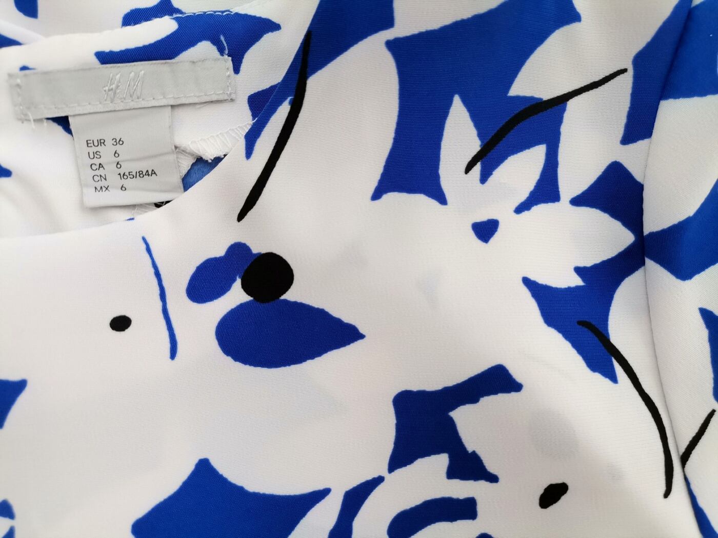 H&m Rozmiar 36 Kolor Biały Crew Neck Sukienka Prostokątna Krótki rękaw Do Kolan H&m Rozmiar 36 Kolor Biały Crew Neck Sukienka Prostokątna Krótki rękaw Do Kolan