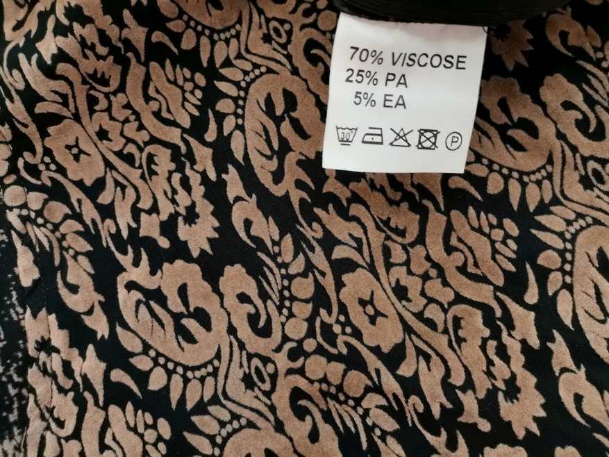 IMG_20220114_134028.jpg Uldahl Rozmiar S Kolor Czarny Okrągły dekolt Bluzka Bezrękawnik Materiał Wiskoza