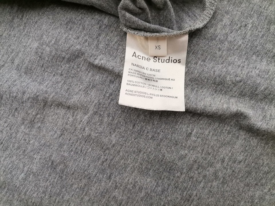 IMG_20220118_111726.jpg ACNE Studios Rozmiar XS Kolor Szary Okrągły dekolt T-Shirt Krótki rękaw Materiał Bawełna 100%