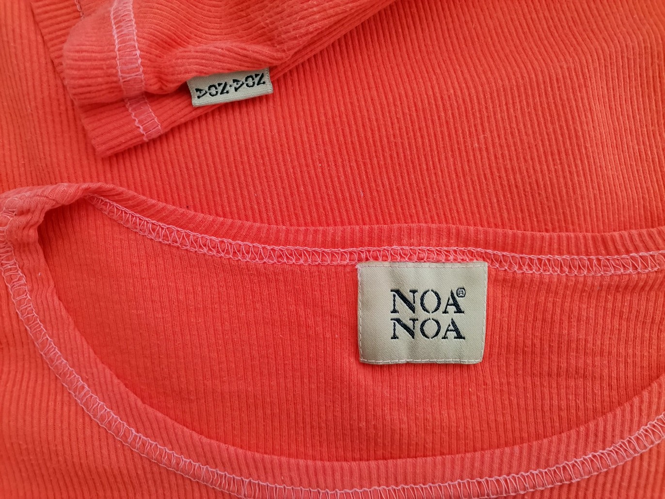 IMG_20220125_135012.jpg Noa noa Rozmiar 38/40 Kolor Pomarańczowy Okrągły dekolt T-Shirt Krótki rękaw Materiał Bawełna 100%