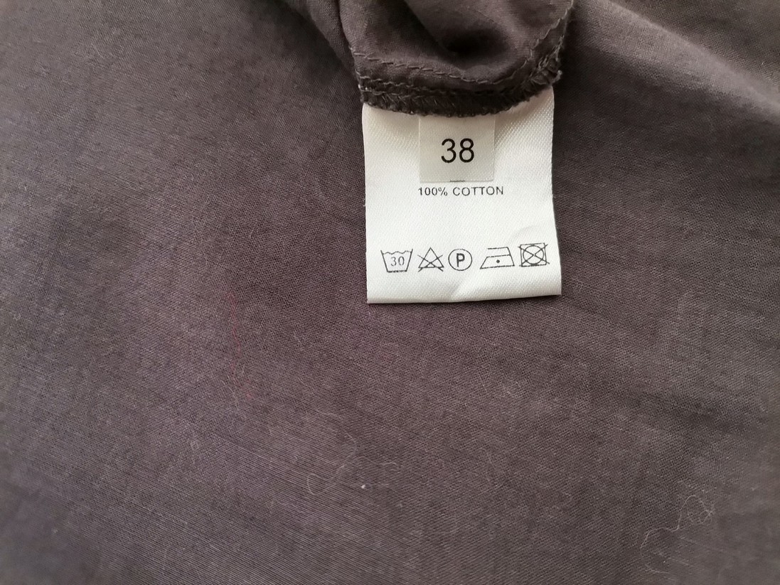 IMG_20220126_142902.jpg Whiite Rozmiar 38 Kolor Szary Split Crew Neck Bluzka Popover Guziki Długi rękaw Materiał Bawełna 100%