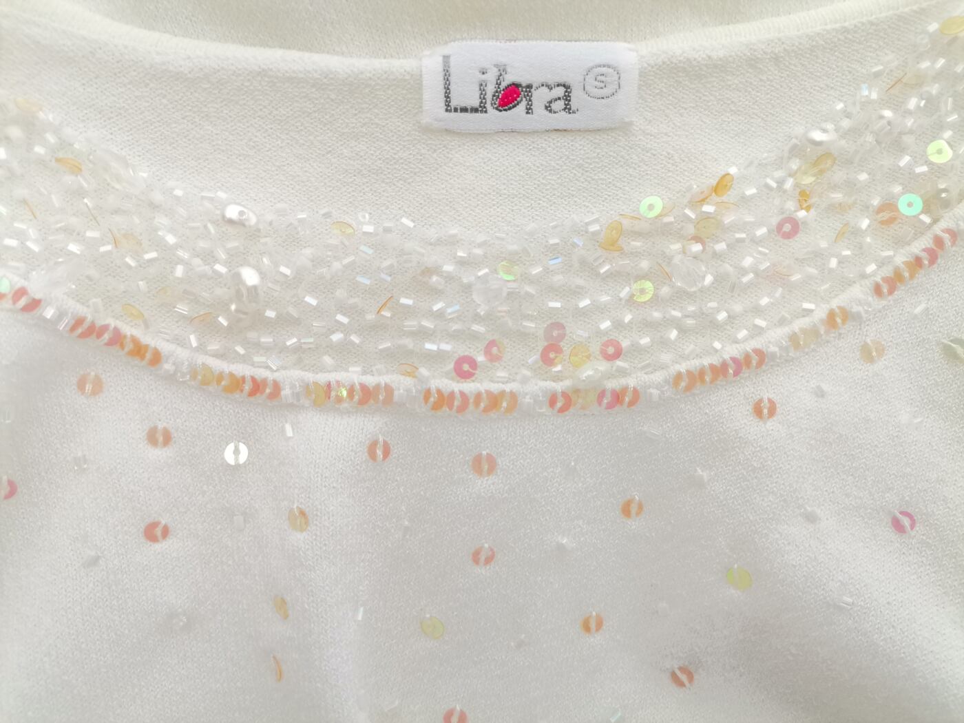 IMG_20220131_113659.jpg Libra Rozmiar S Kolor Kremowy Okrągły dekolt Bluzka Rękaw 3/4 Materiał Rayon