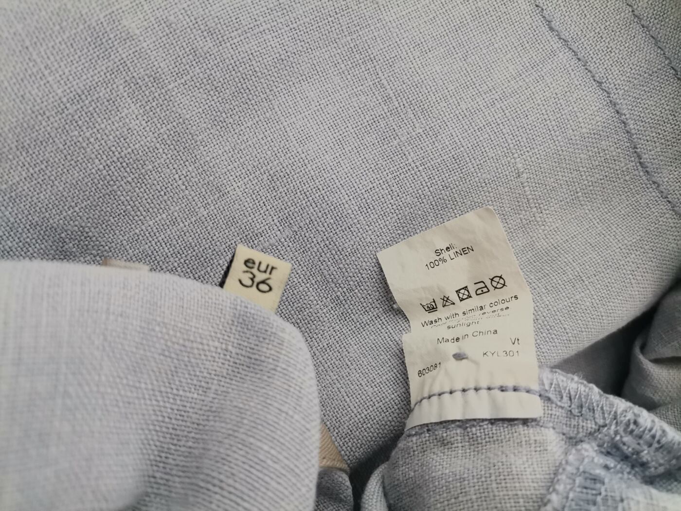 River island Rozmiar 10 (36) Kolor Niebieski Okrągły dekolt Sukienka Mini Bezrękawnik Krótka Materiał Len 100% River island Rozmiar 10 (36) Kolor Niebieski Okrągły dekolt Sukienka Mini Bezrękawnik Krótka Materiał Len 100%