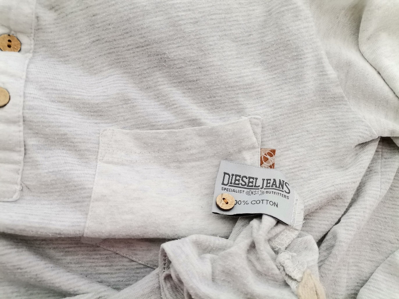 IMG_20220209_112404.jpg Diesel Rozmiar M Kolor Szary Pasy Męski T-Shirt Krótki rękaw Materiał Bawełna 100%