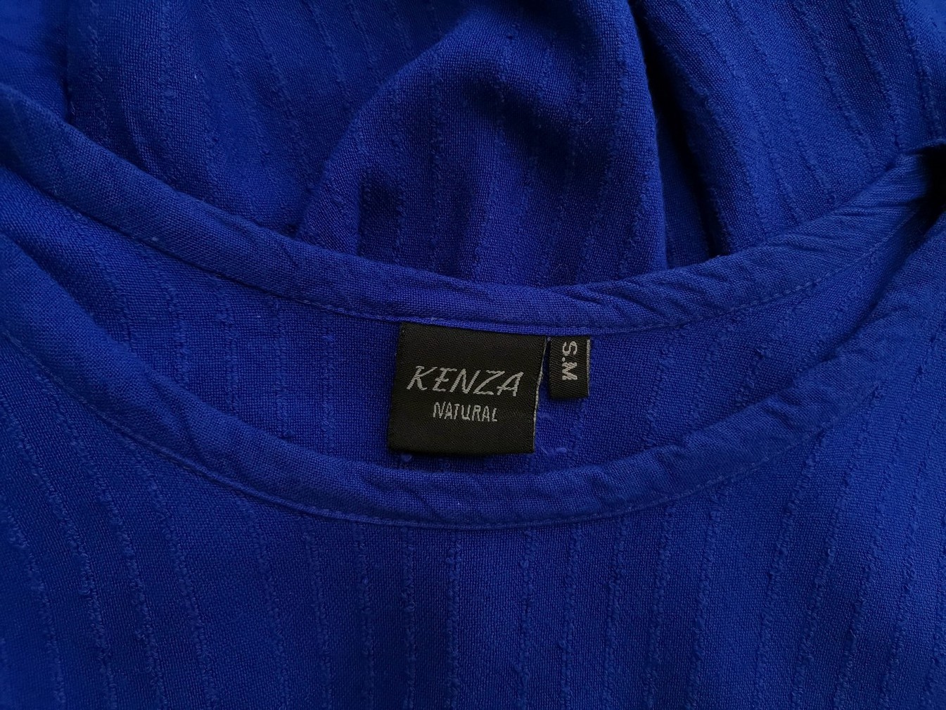 IMG_20220217_132300.jpg Kenza Natural Rozmiar S/M Kolor Niebieski Okrągły dekolt Bluzka Rękaw 3/4 Materiał Wiskoza 100%