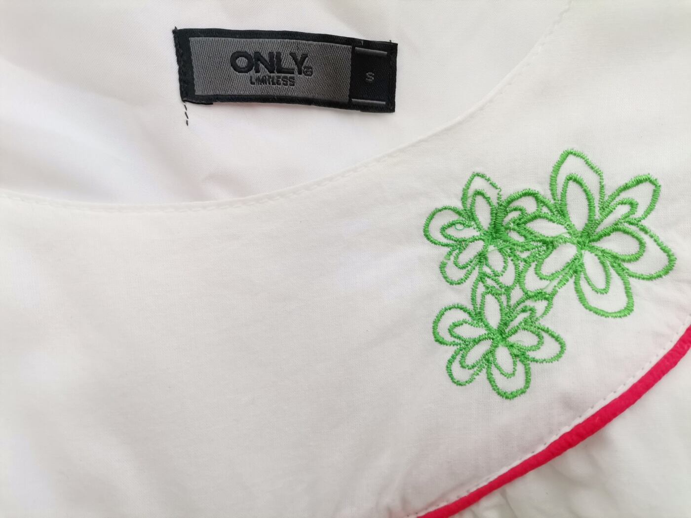 Only Rozmiar S Kolor Biały Okrągły dekolt Sukienka A-Line Bezrękawnik Do Kolan Materiał Bawełna 100% Only Rozmiar S Kolor Biały Okrągły dekolt Sukienka A-Line Bezrękawnik Do Kolan Materiał Bawełna 100%