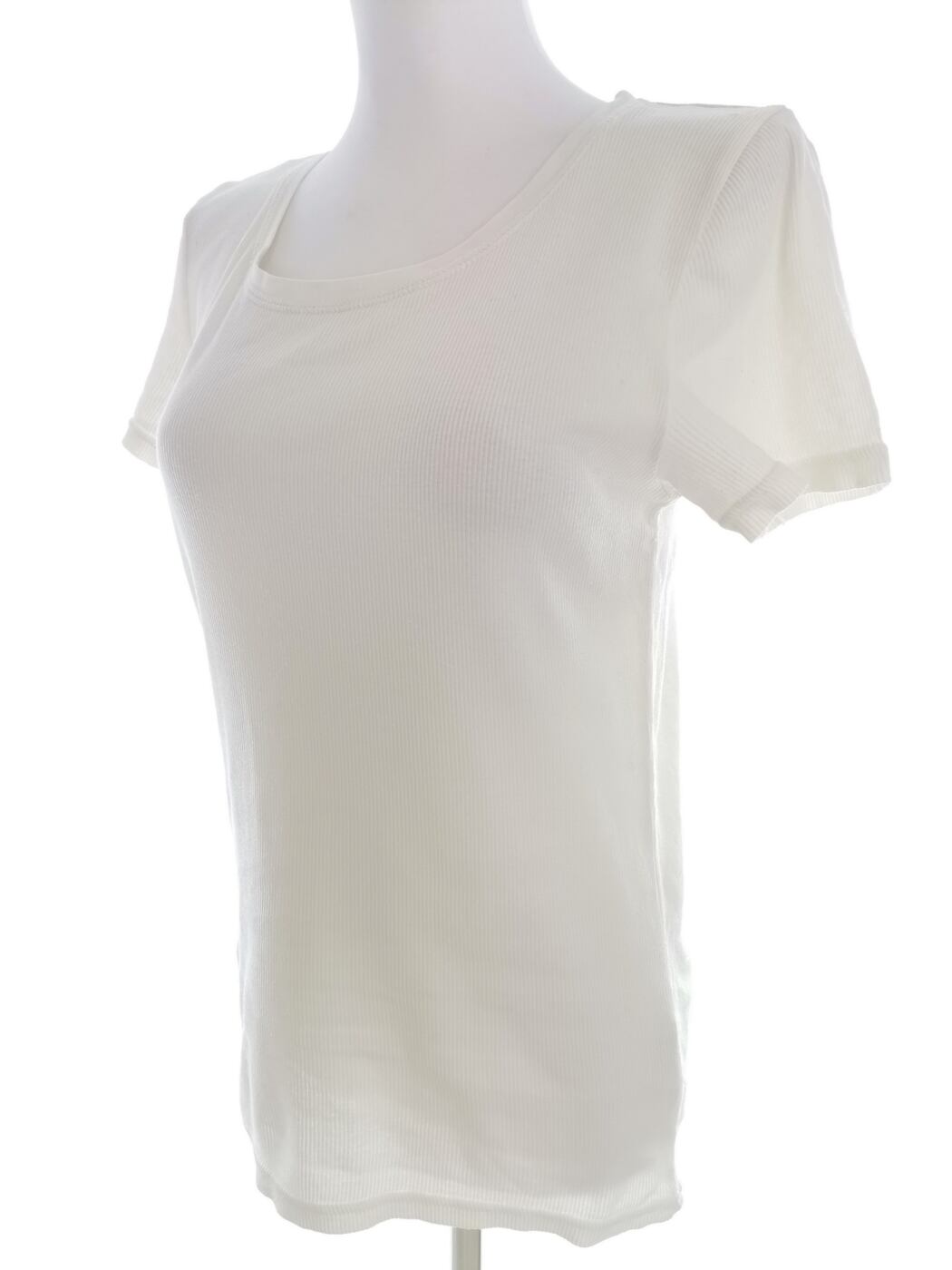 IMG_20220218_142134.jpg Noa noa Rozmiar M Kolor Kremowy Okrągły dekolt T-Shirt Krótki rękaw Materiał Bawełna 100%
