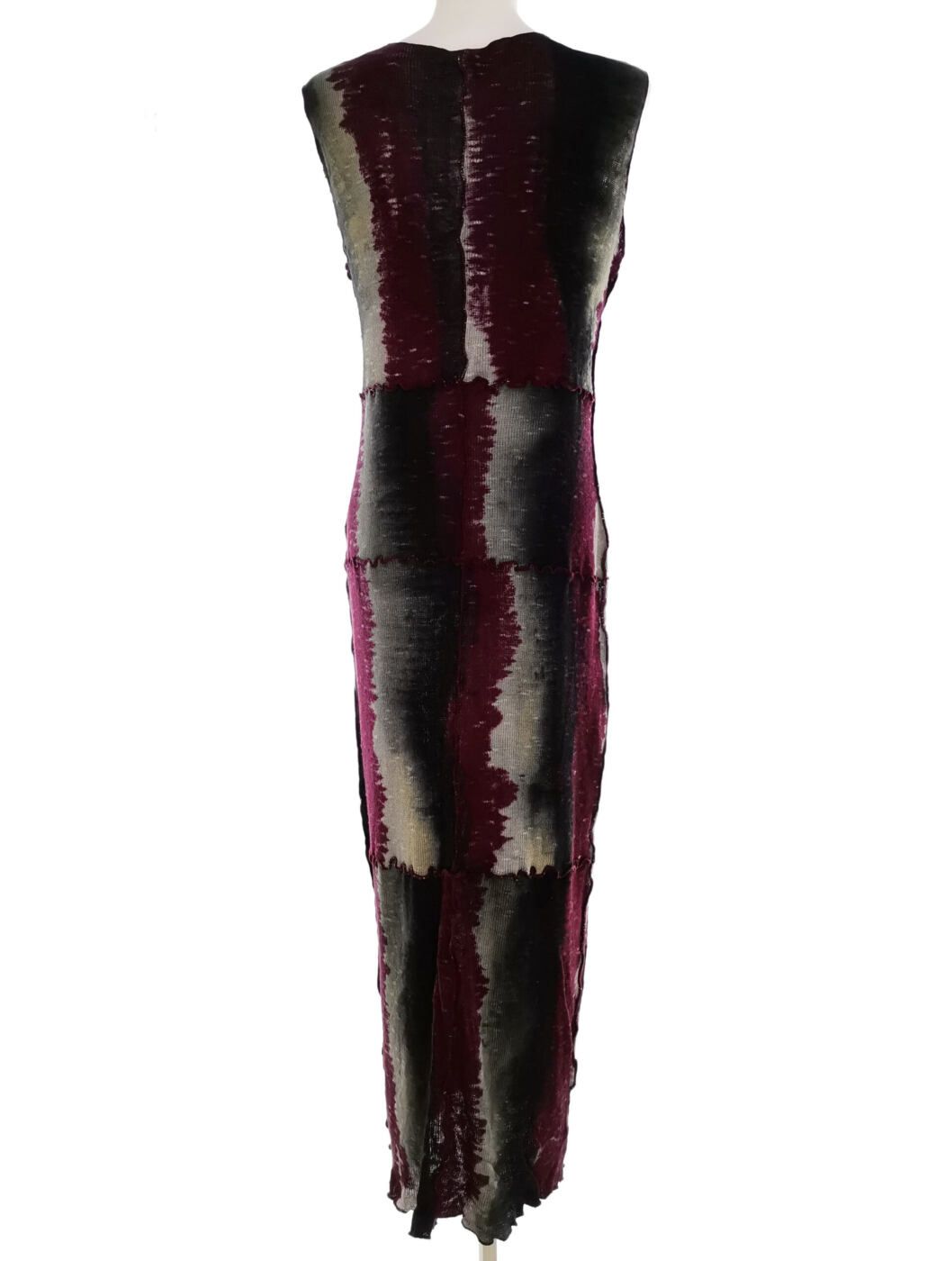 Namaste Rozmiar S/M Kolor Purpurowy Okrągły dekolt Sukienka Maxi Bezrękawnik Długa Materiał Rayon 100% Namaste Rozmiar S/M Kolor Purpurowy Okrągły dekolt Sukienka Maxi Bezrękawnik Długa Materiał Rayon 100%
