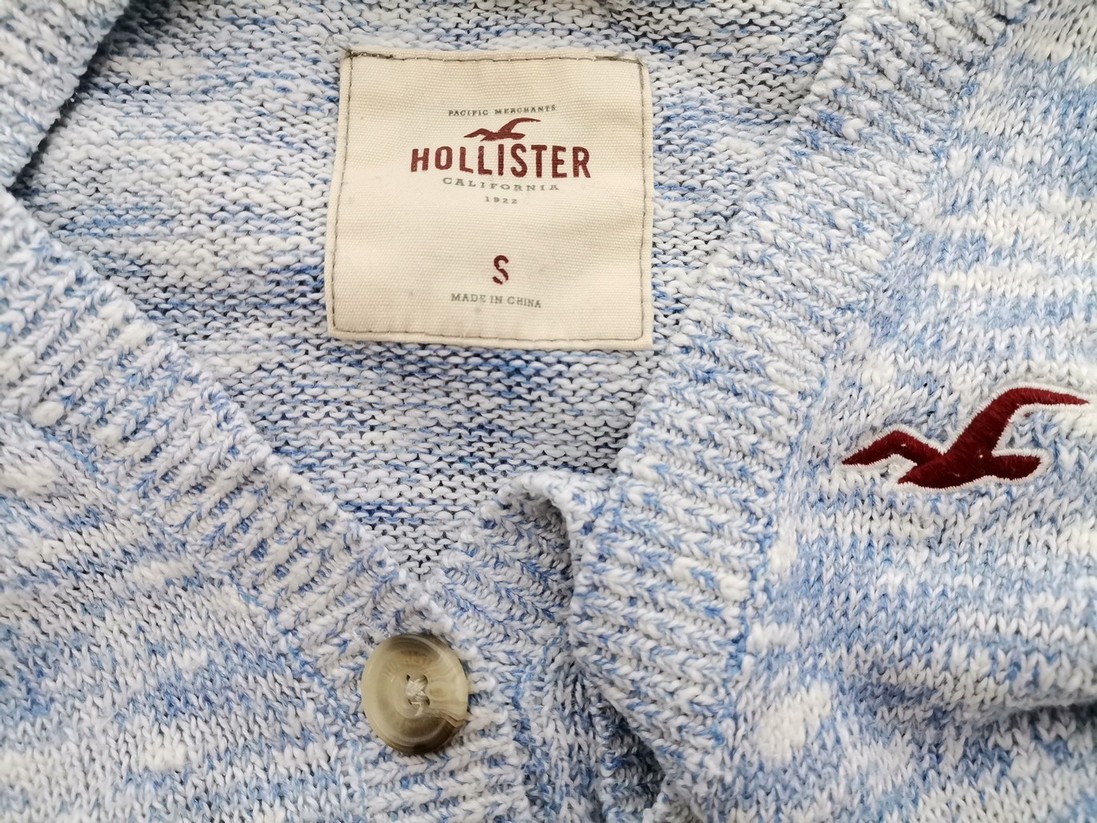 IMG_20220222_142445.jpg Hollister Rozmiar S Kolor Niebieski W serek Długi Zapinany Kardigan Długi rękaw Materiał Bawełna Cienka dzianina