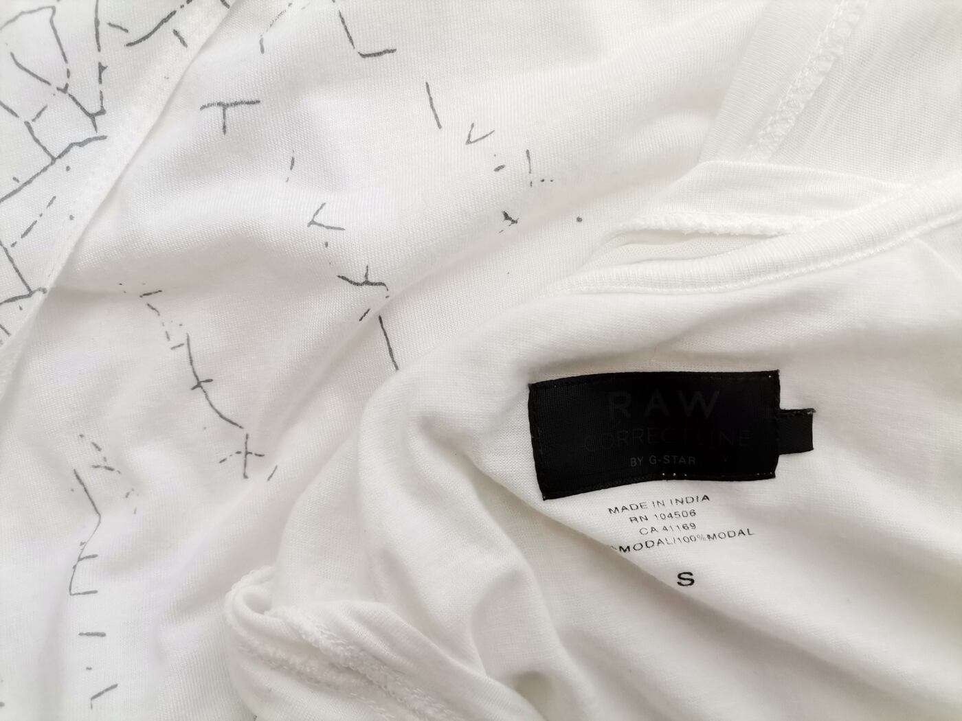 G-Star Raw Rozmiar S Kolor Biały Okrągły dekolt Sukienka Bodycon Bezrękawnik Do Kolan Materiał Modal 100% G-Star Raw Rozmiar S Kolor Biały Okrągły dekolt Sukienka Bodycon Bezrękawnik Do Kolan Materiał Modal 100%