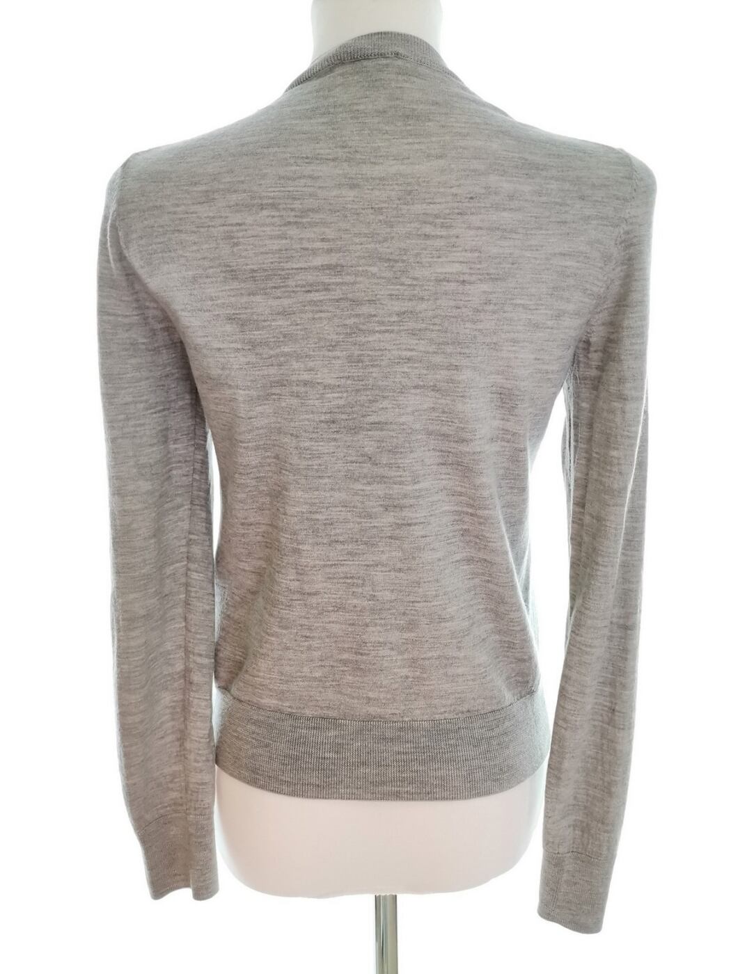 IMG_20220224_123409.jpg COS Rozmiar S Kolor Szary Crew Neck Sweter Długi rękaw Materiał Wełna 100% Cienka dzianina