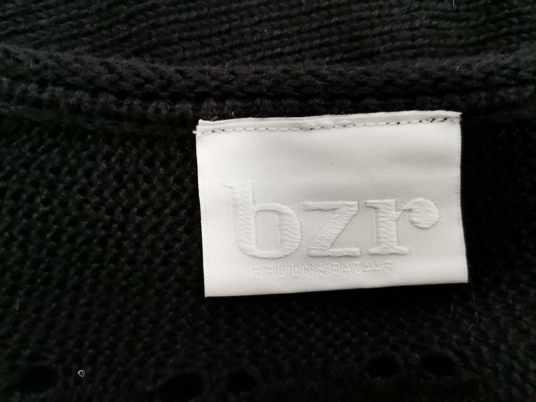 IMG_20220301_123656.jpg BZR Rozmiar S Kolor Czarny Kwadratowy dekolt Bolerko Kardigan Długi rękaw Cienka dzianina