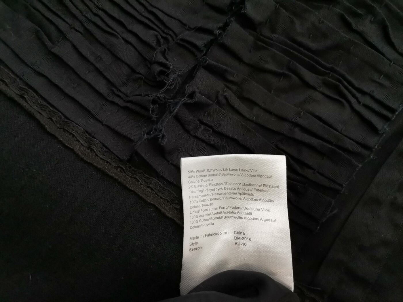 Noa noa Rozmiar M Kolor Czarny Okrągły dekolt Sukienka Ołówkowa Bezrękawnik Do Kolan Materiał Wełna Noa noa Rozmiar M Kolor Czarny Okrągły dekolt Sukienka Ołówkowa Bezrękawnik Do Kolan Materiał Wełna