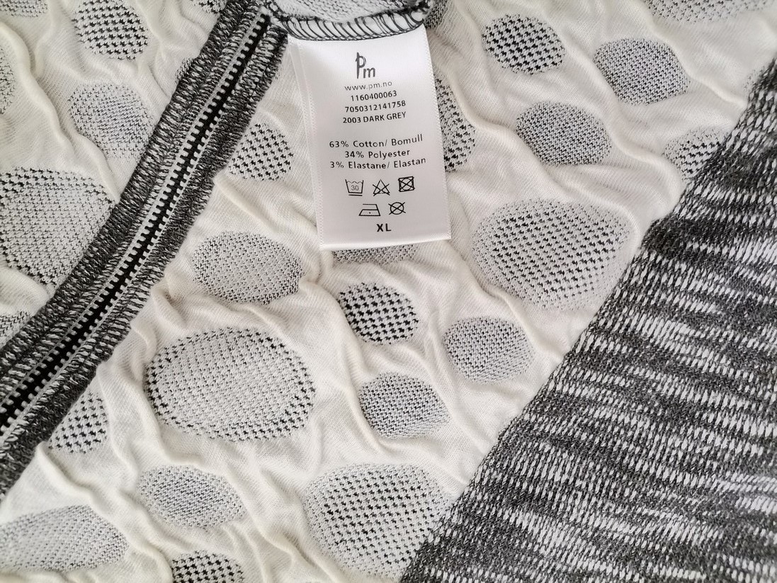 Andrea Rozmiar XL Kolor Szary Okrągły dekolt Sukienka Prostokątna Bezrękawnik Do Kolan Materiał Bawełna Andrea Rozmiar XL Kolor Szary Okrągły dekolt Sukienka Prostokątna Bezrękawnik Do Kolan Materiał Bawełna
