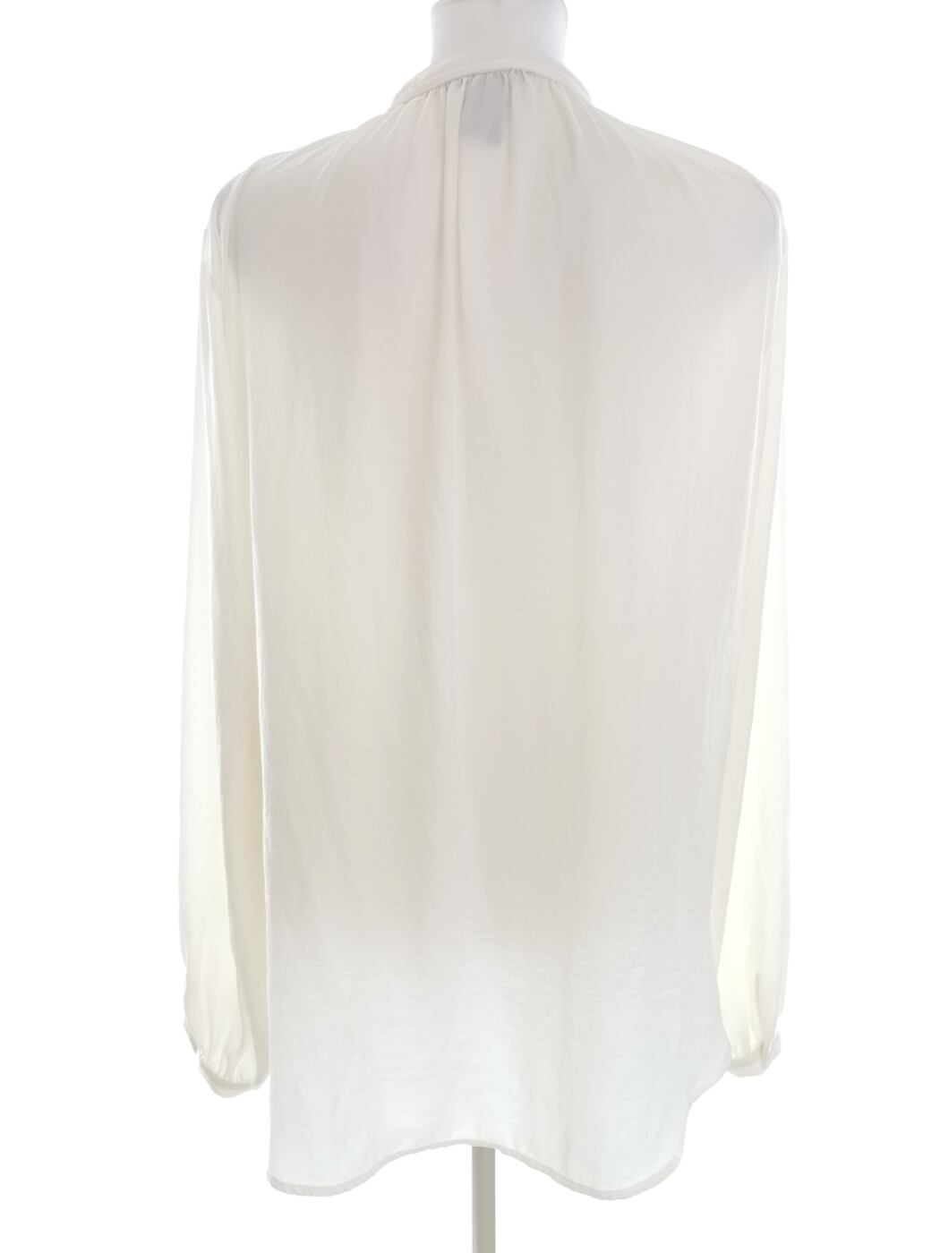 IMG_20220307_123810.jpg H&m Rozmiar 44 Kolor Kremowy Keyhole Crew Neck Bluzka Długi rękaw