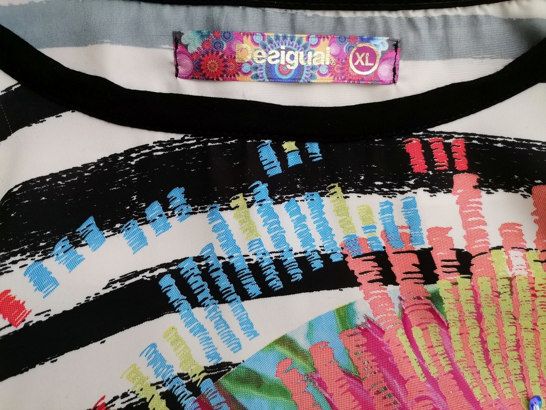 IMG_20220318_140610.jpg DESIGUAL Rozmiar XL Kolor Czarny Pasy Okrągły dekolt Bluzka Rękaw 3/4 Materiał Wiskoza