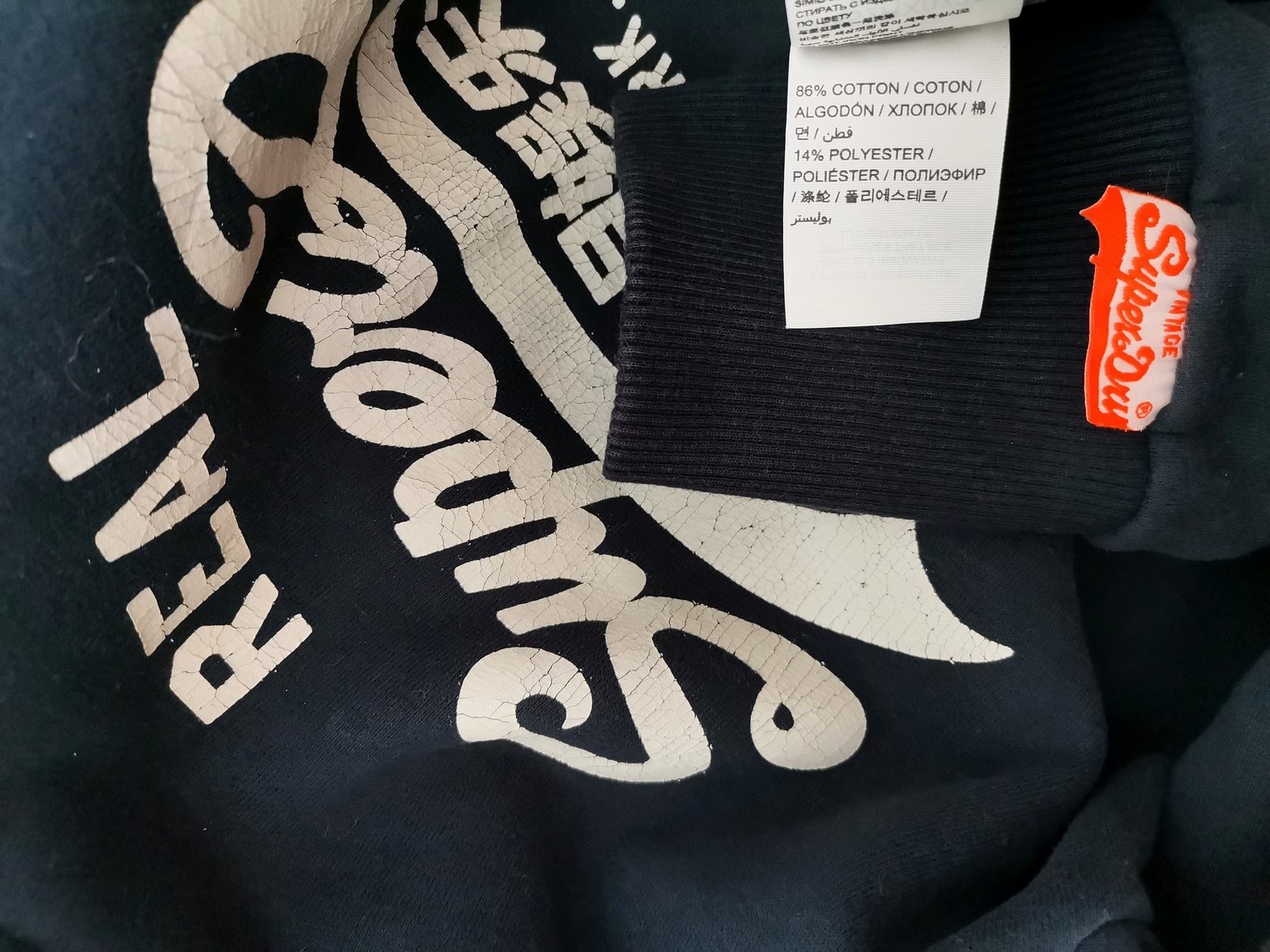 Superdry Rozmiar L Kolor Granatowy Bluza z kapturem Długi rękaw Materiał Bawełna Superdry Rozmiar L Kolor Granatowy Bluza z kapturem Długi rękaw Materiał Bawełna