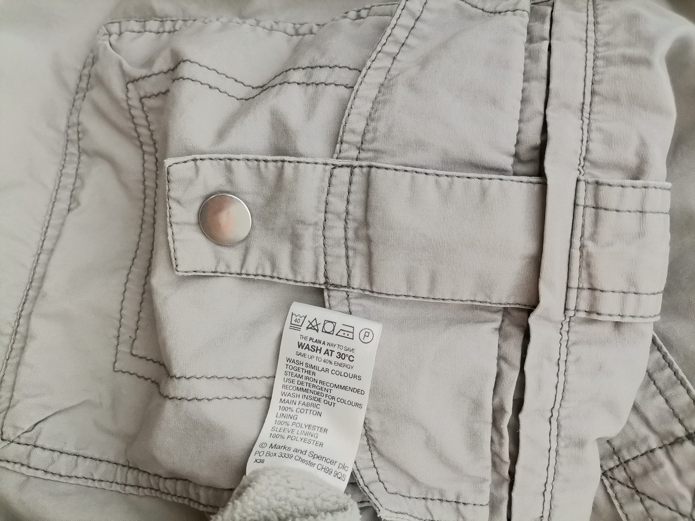 IMG_20220405_101410.jpg Marks&spencer Rozmiar 20 (48) Kolor Szary Płaszcz Długi rękaw Materiał Bawełna 100%
