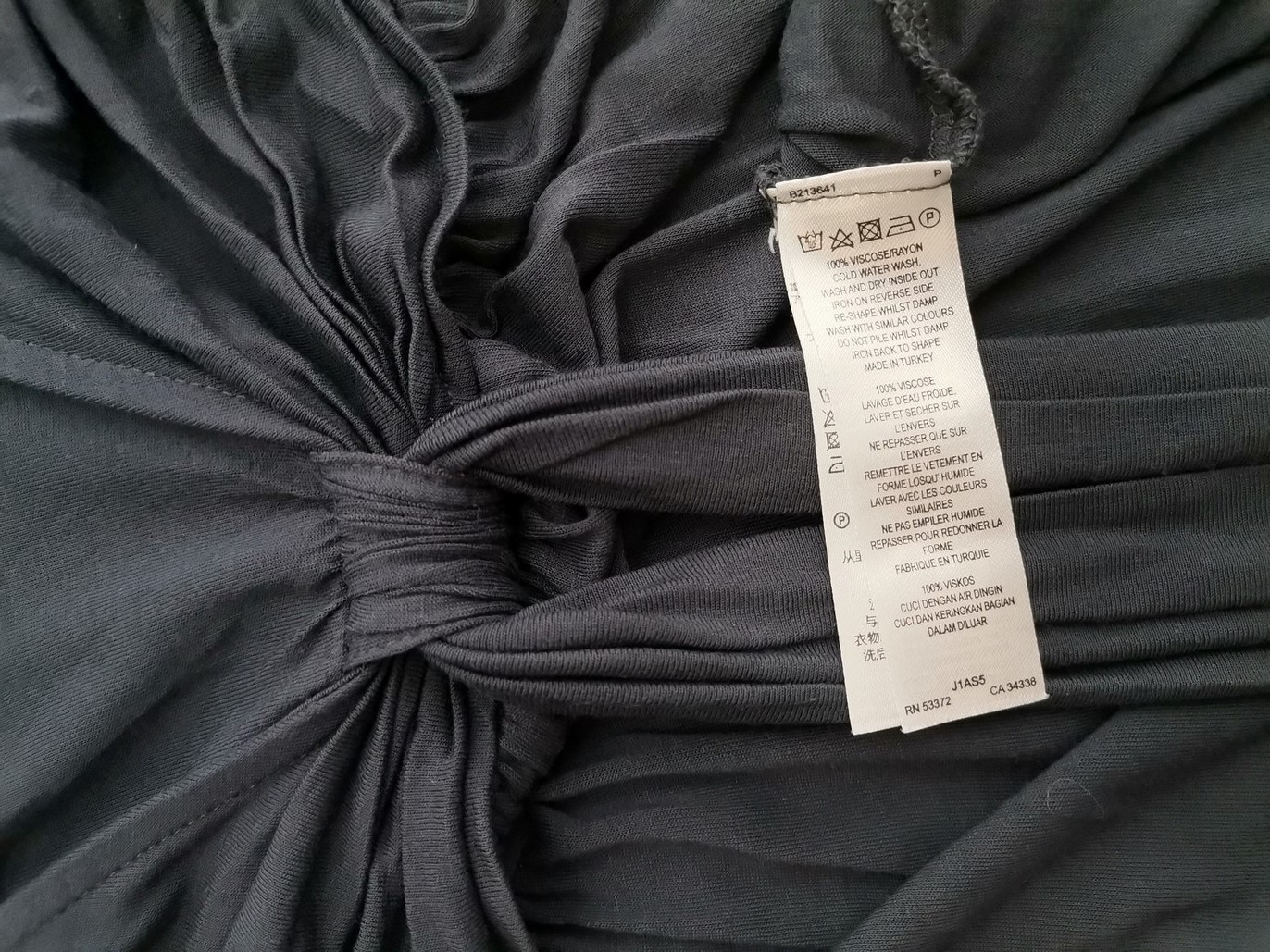 Great Plains Rozmiar M Kolor Szary W serek Sukienka A-Line Krótki rękaw Midi Materiał Wiskoza 100% Great Plains Rozmiar M Kolor Szary W serek Sukienka A-Line Krótki rękaw Midi Materiał Wiskoza 100%