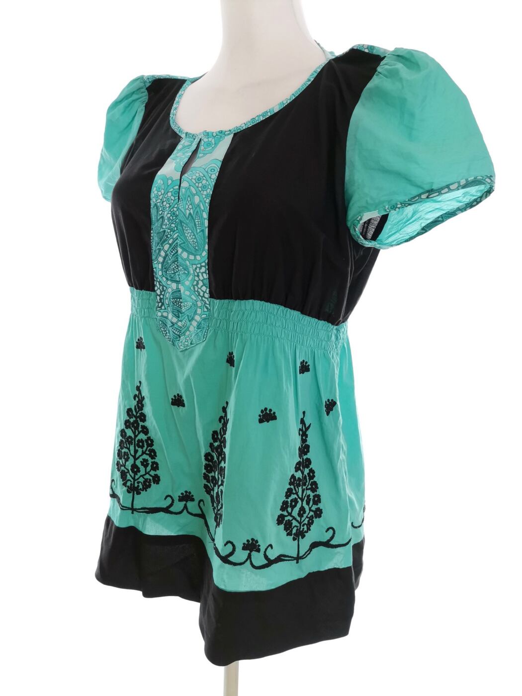 IMG_20220407_111655.jpg Dranella Rozmiar 36 Kolor Czarny Paisley Keyhole Crew Neck Bluzka Peplum Krótki rękaw Materiał Jedwab