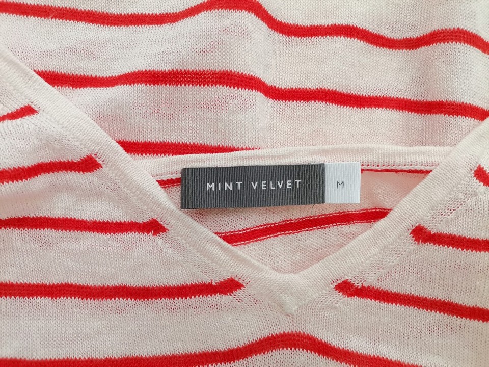 IMG_20220407_113925.jpg Mint Velvet Rozmiar M Kolor Pudrowy Róż Pasy W serek Sweter Długi rękaw Materiał Len 100% Cienka dzianina