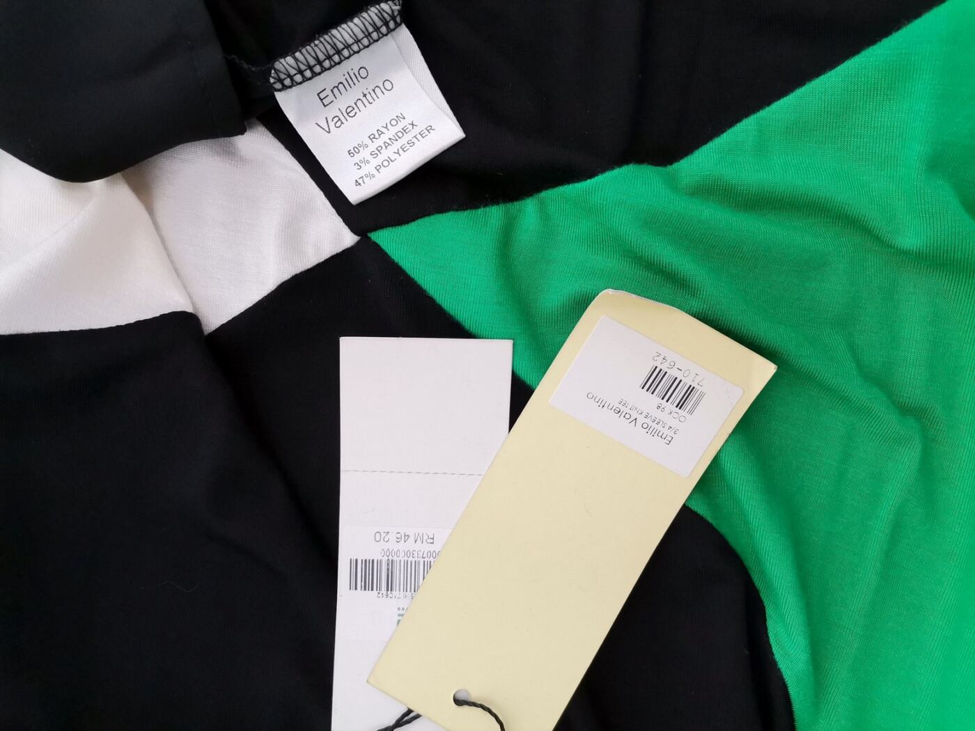 Emilio Valentino Rozmiar XL Kolor Czarny Okrągły dekolt Tunika Bluzka Rękaw 3/4 Materiał Rayon
