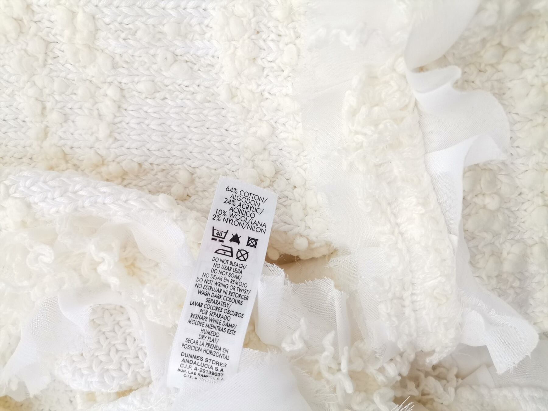 Dunnes stores Rozmiar 14/16 (42/44) Kolor Kremowy W serek Długi Kardigan Wiązany Długi rękaw Materiał Bawełna Cienka dzianina