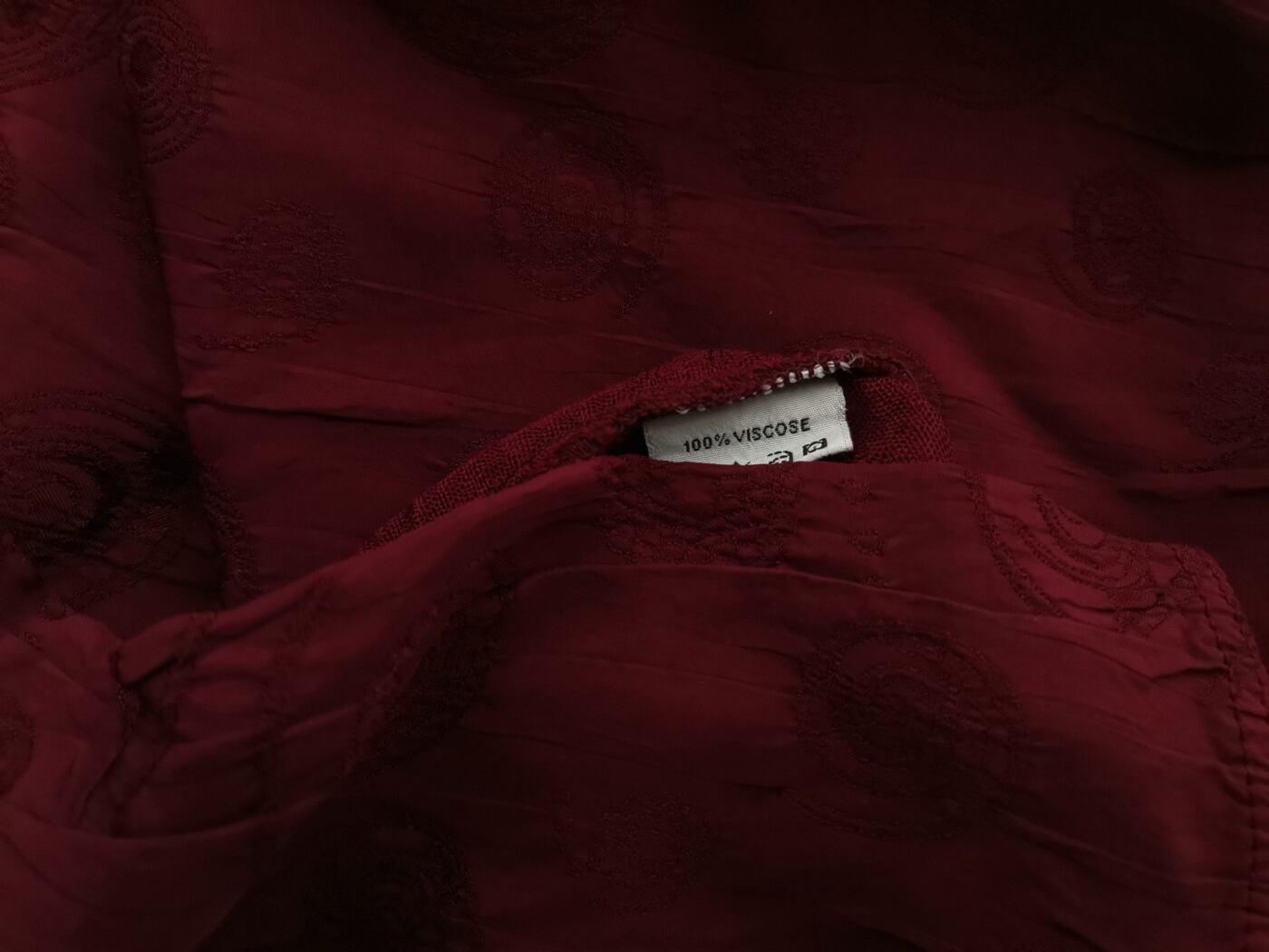 Milieu Rozmiar L Kolor Purpurowy Okrągły dekolt Sukienka Sweterkowa Rękaw 3/4 Midi Materiał Wiskoza 100% Milieu Rozmiar L Kolor Purpurowy Okrągły dekolt Sukienka Sweterkowa Rękaw 3/4 Midi Materiał Wiskoza 100%