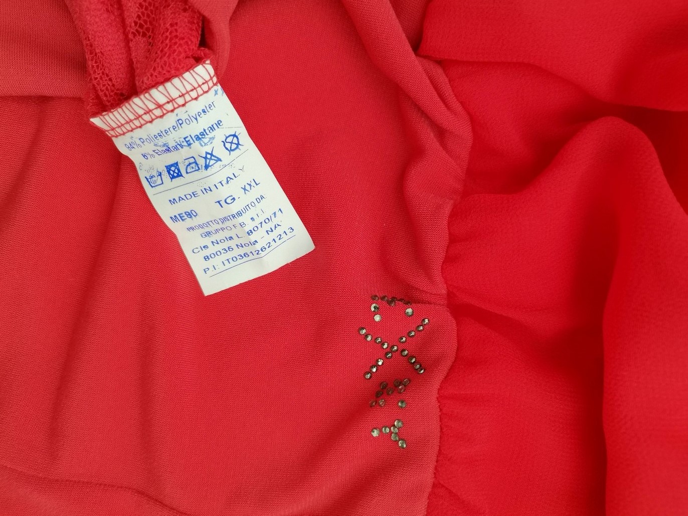 EXSY Italia Rozmiar XXL Kolor Czerwony Drapowany dekolt Sukienka Prostokątna Rękaw 3/4 Midi EXSY Italia Rozmiar XXL Kolor Czerwony Drapowany dekolt Sukienka Prostokątna Rękaw 3/4 Midi