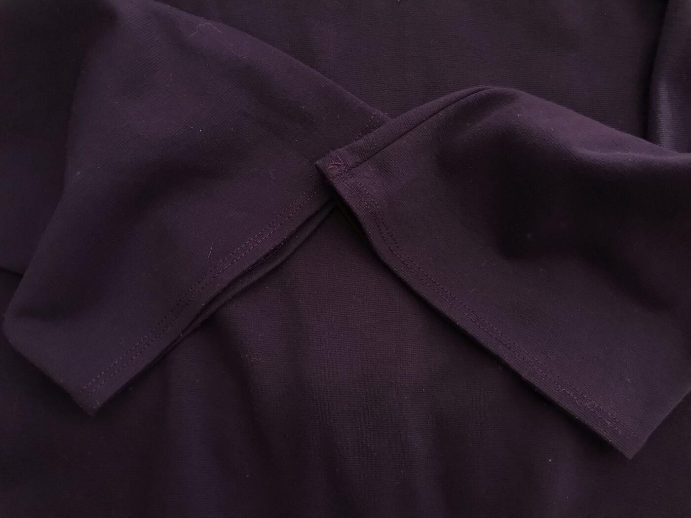 Vintage Rozmiar 38/40 Kolor Fioletowy Okrągły dekolt Sukienka Prostokątna Długi rękaw Do Kolan Vintage Rozmiar 38/40 Kolor Fioletowy Okrągły dekolt Sukienka Prostokątna Długi rękaw Do Kolan