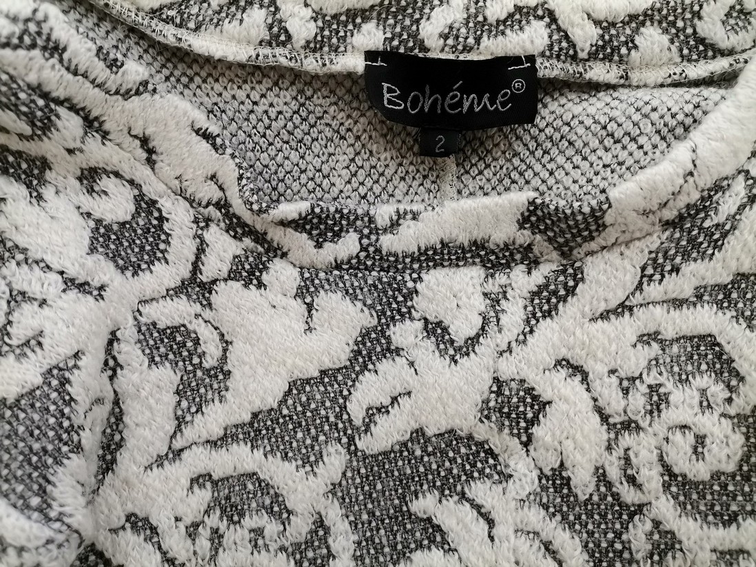 BOHEME Rozmiar 2 (38) Kolor Szary Okrągły dekolt Sukienka Prostokątna Długi rękaw Do Kolan BOHEME Rozmiar 2 (38) Kolor Szary Okrągły dekolt Sukienka Prostokątna Długi rękaw Do Kolan