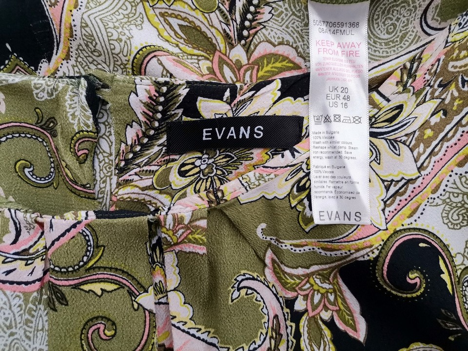 Evans Rozmiar 20 (48) Kolor Zielony Okrągły dekolt Tunika Bluzka Krótki rękaw Materiał Wiskoza 100% Evans Rozmiar 20 (48) Kolor Zielony Okrągły dekolt Tunika Bluzka Krótki rękaw Materiał Wiskoza 100%