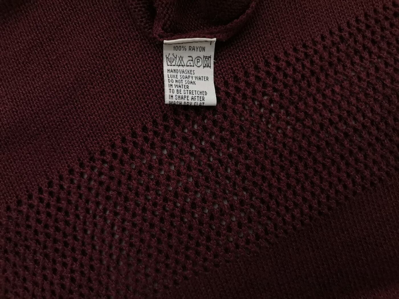 Vernissage Rozmiar M Kolor Purpurowy Okrągły dekolt Sukienka Sweterkowa Bezrękawnik Midi Materiał Rayon 100% Vernissage Rozmiar M Kolor Purpurowy Okrągły dekolt Sukienka Sweterkowa Bezrękawnik Midi Materiał Rayon 100%