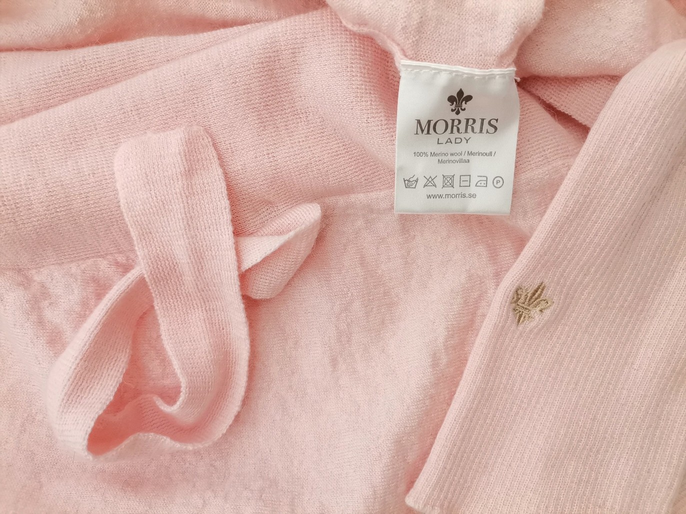 IMG_20220504_112904.jpg Morris Rozmiar XL Kolor Różowy W serek Długi Kardigan Wiązany Długi rękaw Materiał Wełna Merino Cienka dzianina