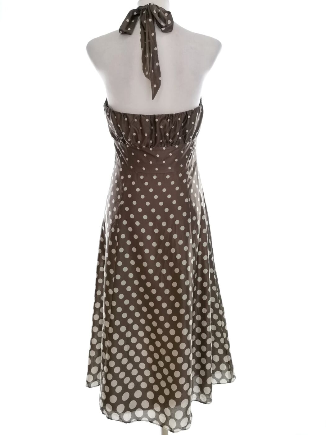 Monsoon Rozmiar 10 (38) Kolor Szary Grochy Halter Sukienka Maxi Bezrękawnik Długa Materiał Jedwab 100% Monsoon Rozmiar 10 (38) Kolor Szary Grochy Halter Sukienka Maxi Bezrękawnik Długa Materiał Jedwab 100%
