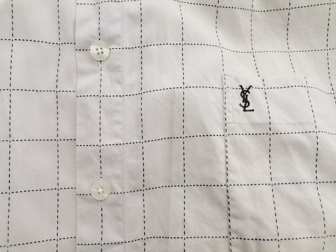 IMG_20220509_104253.jpg Yves Saint Laurent Rozmiar XL Kolor Kremowy Krata Kołnierz Męska Koszula Casual Krótki rękaw Materiał Bawełna 100%