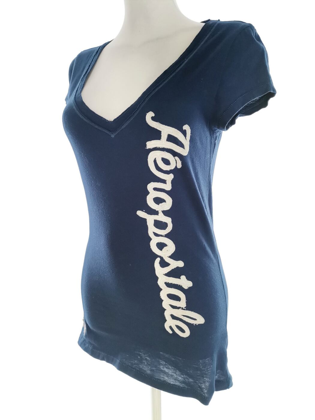 IMG_20220509_131504.jpg Aeropostale Rozmiar M Kolor Granatowy W serek T-Shirt Krótki rękaw Materiał Bawełna 100%