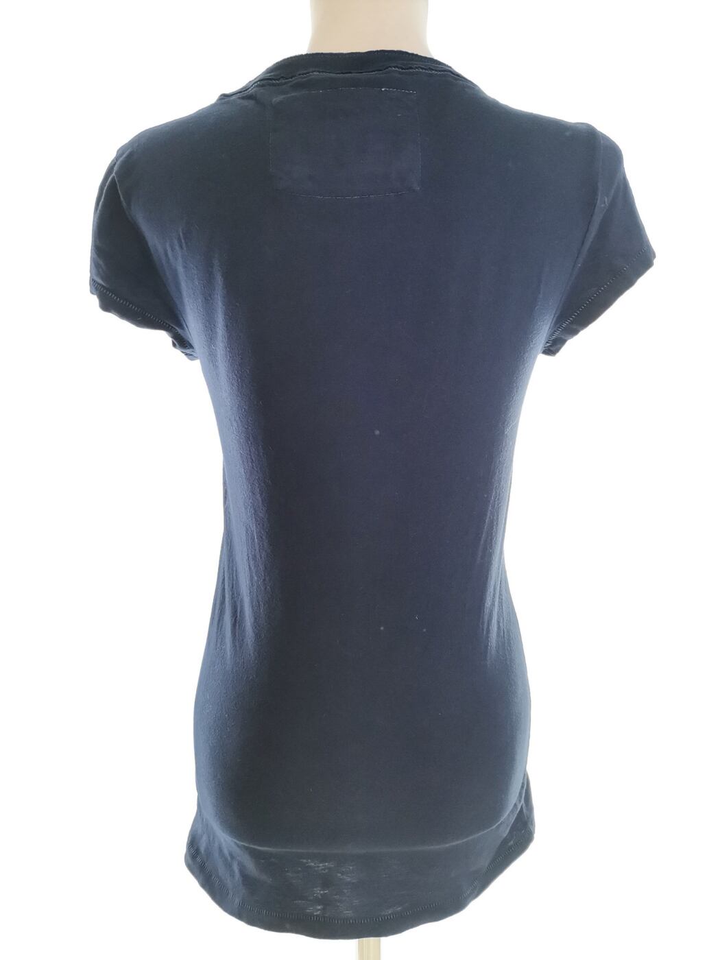 IMG_20220509_131513.jpg Aeropostale Rozmiar M Kolor Granatowy W serek T-Shirt Krótki rękaw Materiał Bawełna 100%