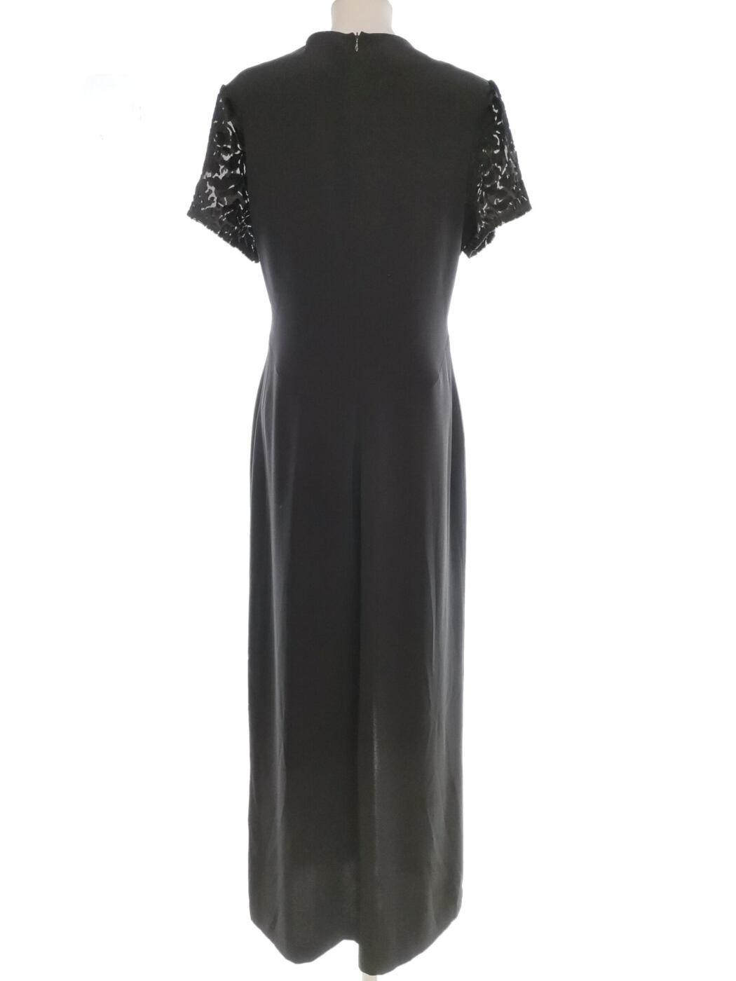 InWear Rozmiar 36 Kolor Czarny W serek Sukienka Maxi Krótki rękaw Długa InWear Rozmiar 36 Kolor Czarny W serek Sukienka Maxi Krótki rękaw Długa