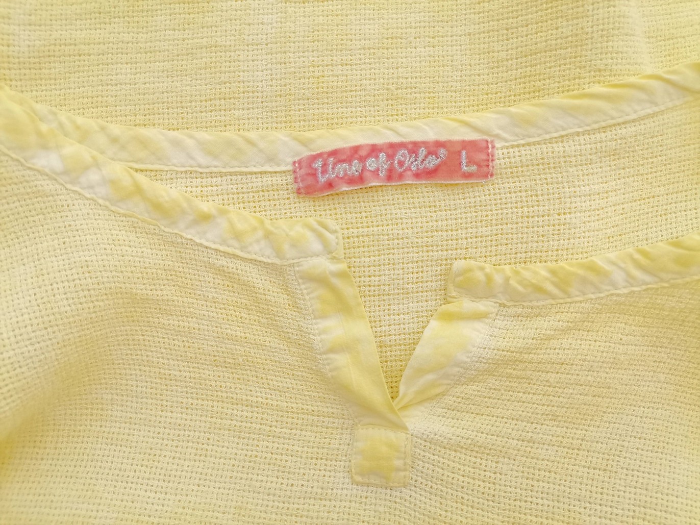 IMG_20220517_115435.jpg Line of Oslo Rozmiar L Kolor Żółty Split Crew Neck Sweter Długi rękaw Materiał Wiskoza Cienka dzianina