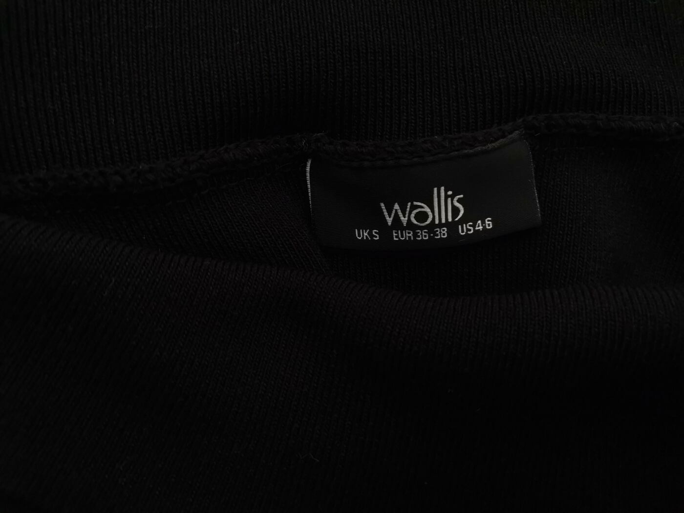 Wallis Rozmiar S (36/38) Kolor Czarny Odkryte Ramiona Sukienka Ołówkowa Długi rękaw Midi Materiał Wiskoza Wallis Rozmiar S (36/38) Kolor Czarny Odkryte Ramiona Sukienka Ołówkowa Długi rękaw Midi Materiał Wiskoza