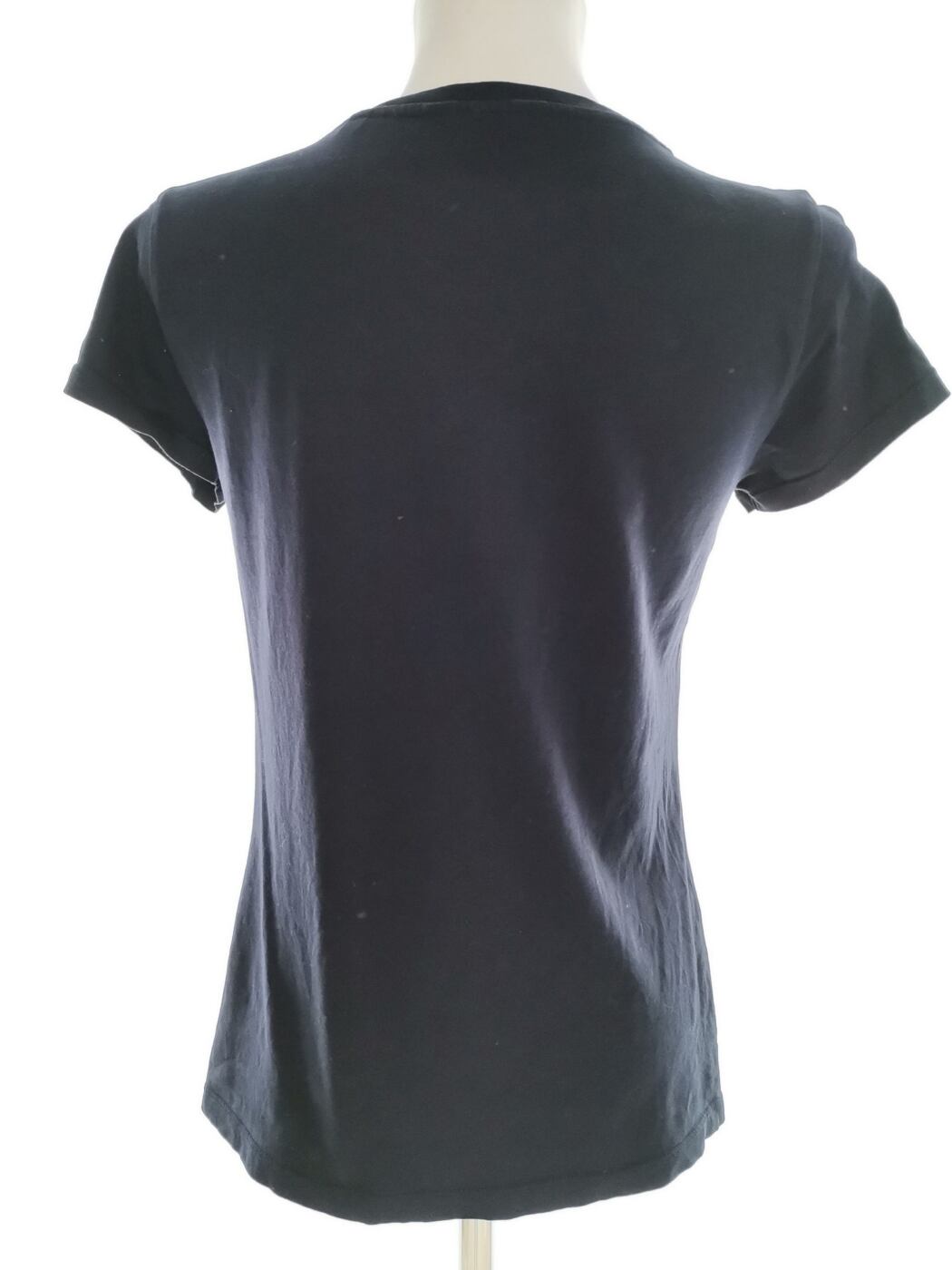 IMG_20220526_122350.jpg Gant Rozmiar XS Kolor Granatowy Crew Neck T-Shirt Krótki rękaw Materiał Bawełna 100%
