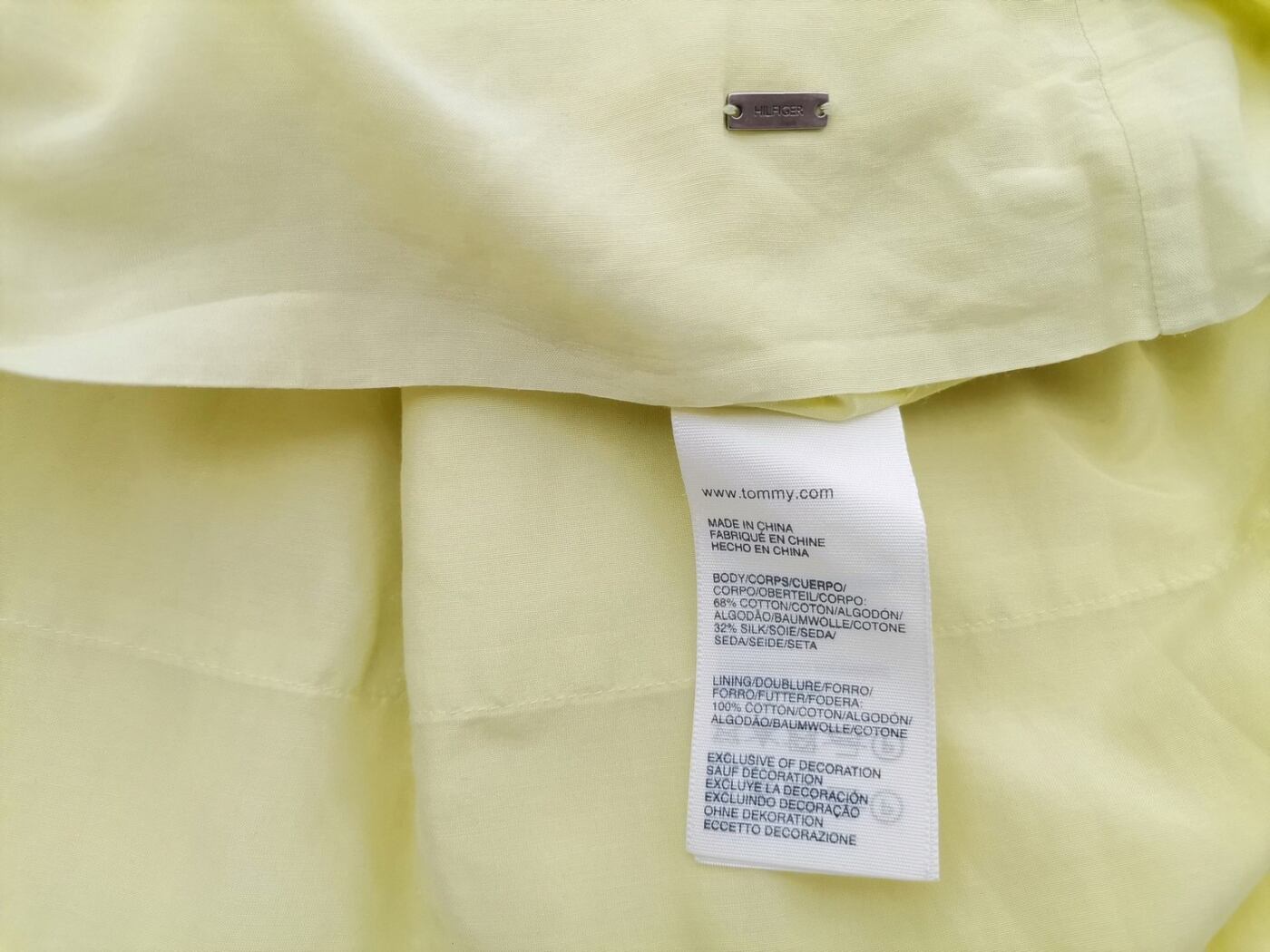 IMG_20220526_122559.jpg Tommy hilfiger Rozmiar 4 (36) Kolor Żółty Okrągły dekolt Bluzka Bezrękawnik Materiał Bawełna
