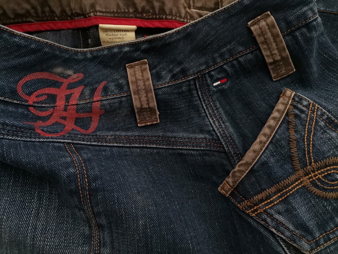 IMG_20220602_115027.jpg TOMMY HILFIGER DENIM Rozmiar XS Kolor Niebieski Spódnica Prosta i Ołówkowa Do Kolan Materiał Bawełna 100%