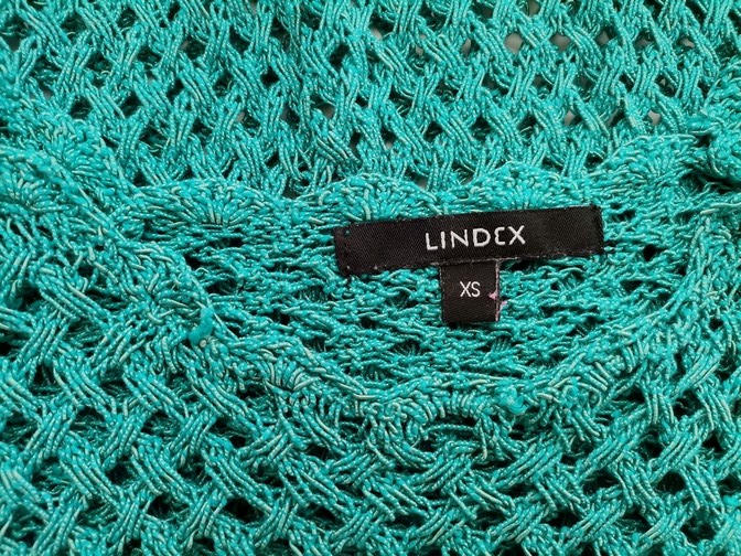 IMG_20220607_130439.jpg Lindex Rozmiar XS Kolor Niebieski Okrągły dekolt Sweter Długi rękaw Materiał Akryl Otwarta dzianina