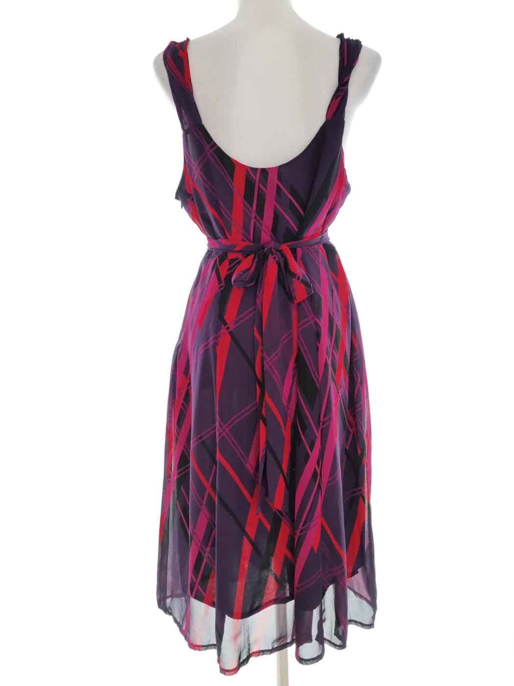 Moda at George Rozmiar 16 (44) Kolor Fioletowy Okrągły dekolt Sukienka Letnia Bezrękawnik Midi Moda at George Rozmiar 16 (44) Kolor Fioletowy Okrągły dekolt Sukienka Letnia Bezrękawnik Midi
