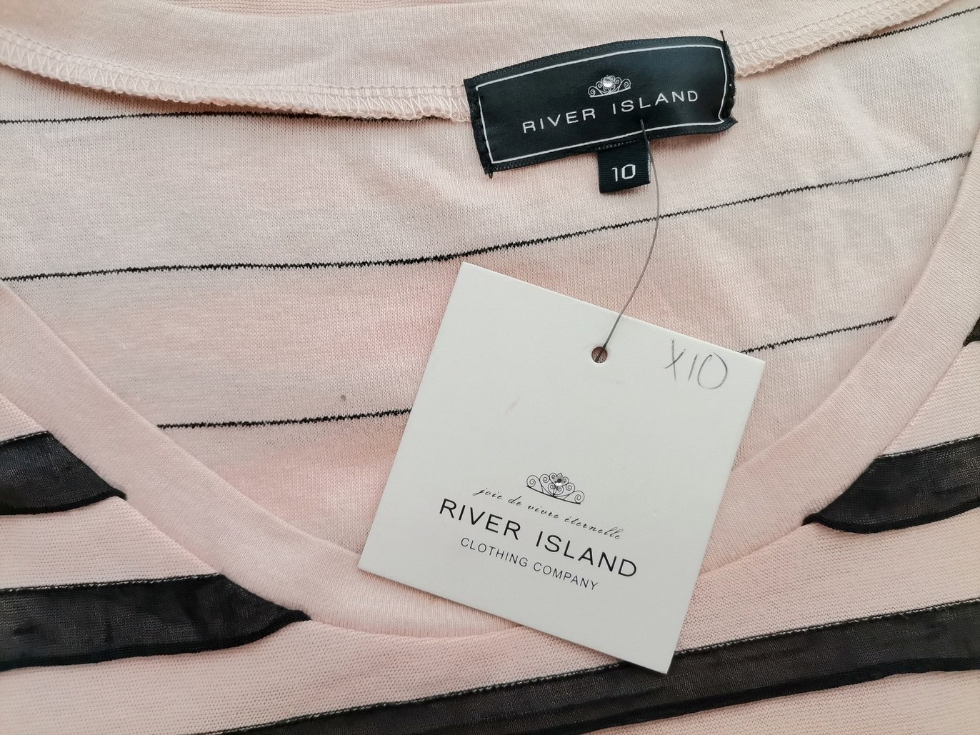 River island Rozmiar 10 (36) Kolor Pudrowy Pasy Okrągły dekolt Bluzka Krótki rękaw Materiał Bawełna