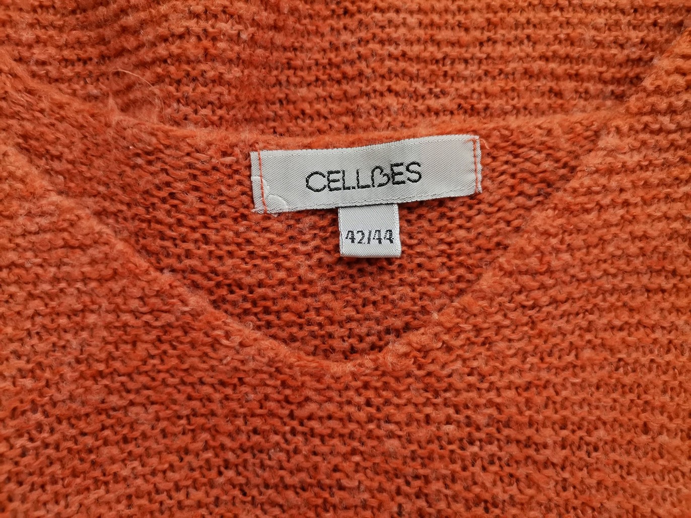 CELLBES Rozmiar 42/44 Kolor Pomarańczowy W serek Tunika Bluzka Dzianina Rękaw 3/4 Materiał Akryl 100% CELLBES Rozmiar 42/44 Kolor Pomarańczowy W serek Tunika Bluzka Dzianina Rękaw 3/4 Materiał Akryl 100%