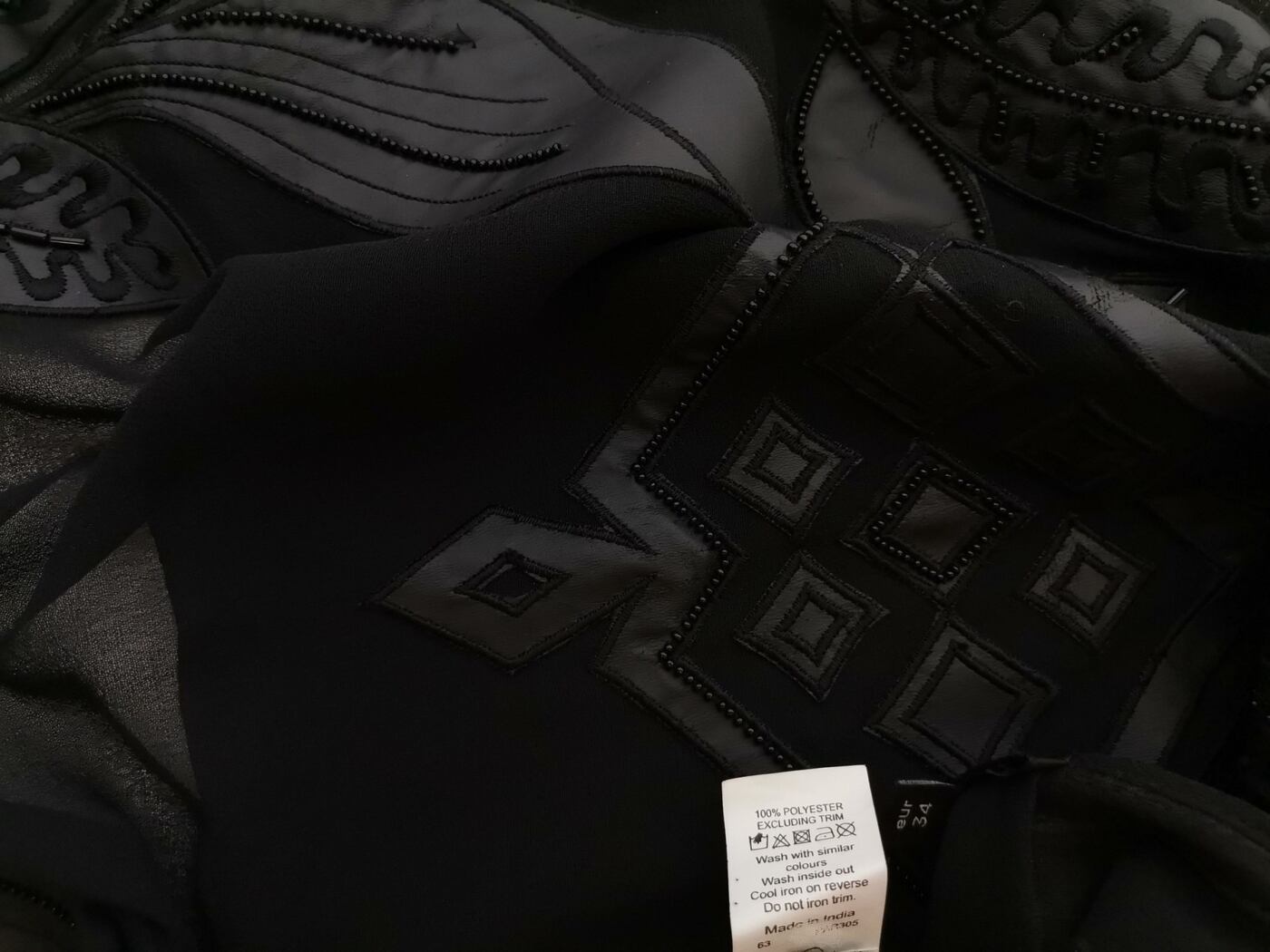 River island Rozmiar 8 (34) Kolor Czarny Geometryczny Okrągły dekolt Tunika Bluzka Bezrękawnik